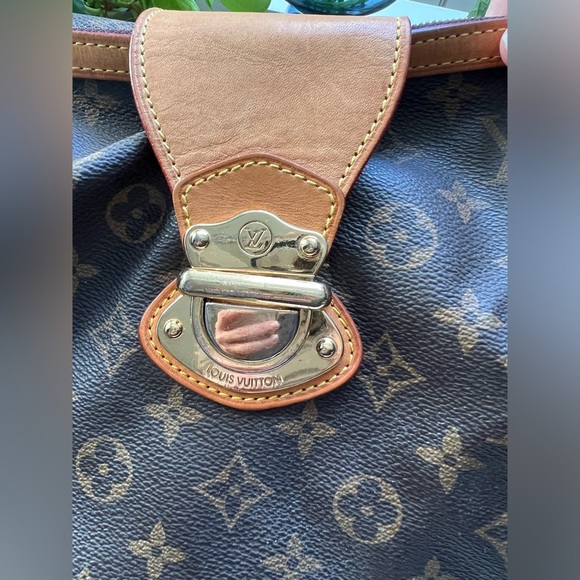 Imitation Louis Vuitton Shoulder Bag - Picture 5 of 8